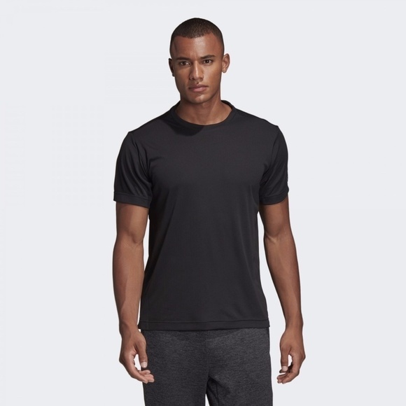 New Adidas Mens Freelift Climachill Tee Black - Picture 1 of 16